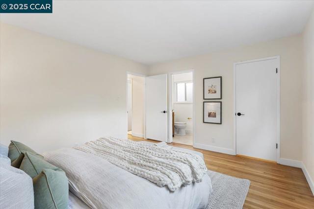 2326 Bramble Ct, Castro Valley CA: https://media.crmls.org/mediaz/f157a6b6-98ec-4823-bd70-388ab4f2e7ed.jpg