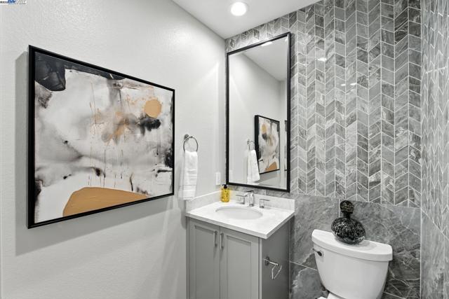 1670 Larkspur Street, Alameda CA: https://media.crmls.org/mediaz/f15885eb-b9cd-4af6-be81-c612b9beb29c.jpg
