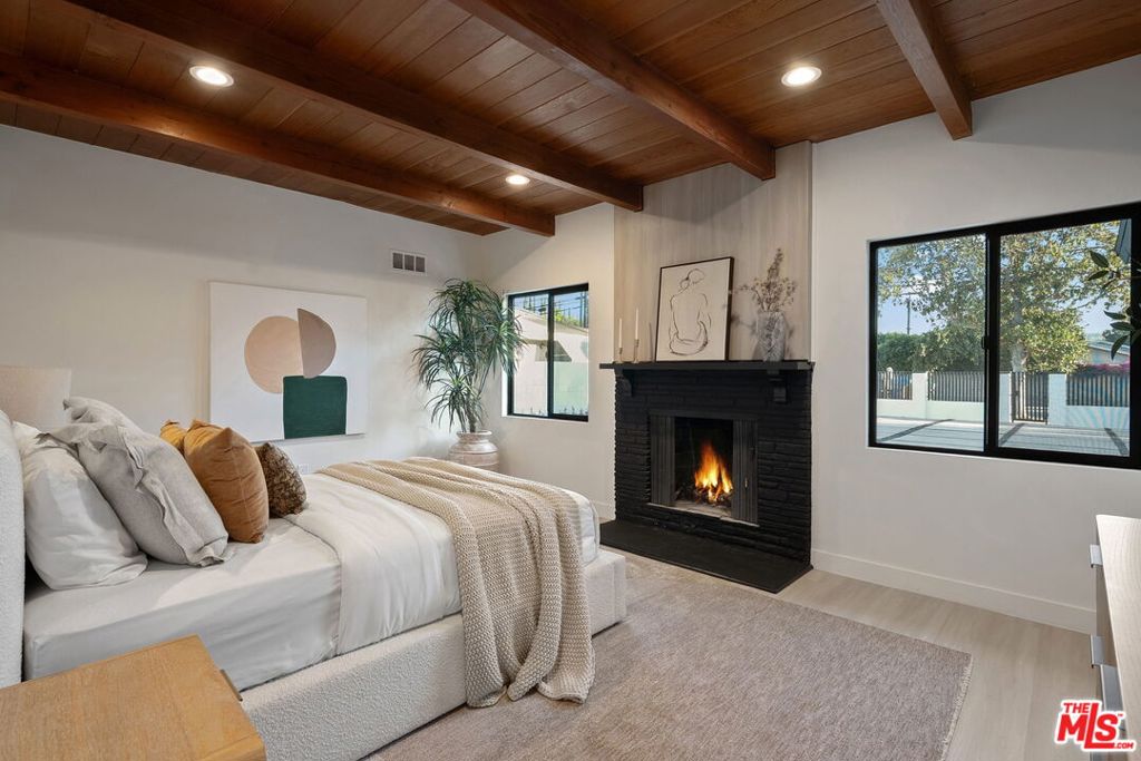 MLS #25620455 image #16