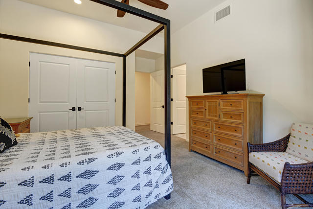 76470 Pala Palms Drive, Indian Wells CA: https://media.crmls.org/mediaz/f15acc42-5369-4fe0-bf2f-e5e018c02d37.jpg