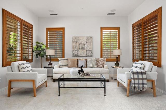648 California Oak Drive, Vista CA: https://media.crmls.org/mediaz/f15aea1a-738d-4a42-ba6f-9d6b3d5c6775.jpg