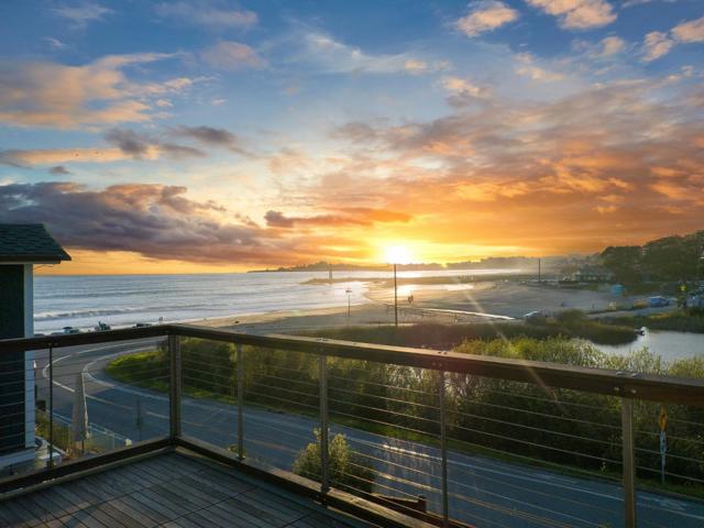 2974 E Cliff Drive, Santa Cruz CA: https://media.crmls.org/mediaz/f15be937-d763-4c2b-9795-28a040a59386.jpg
