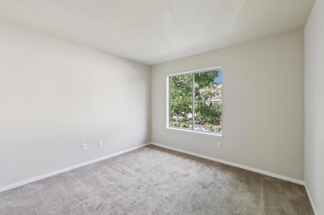 337 Ballymore Circle, San Jose CA: https://media.crmls.org/mediaz/f15ca278-5e09-44d8-972c-3ef1f2831715.jpg