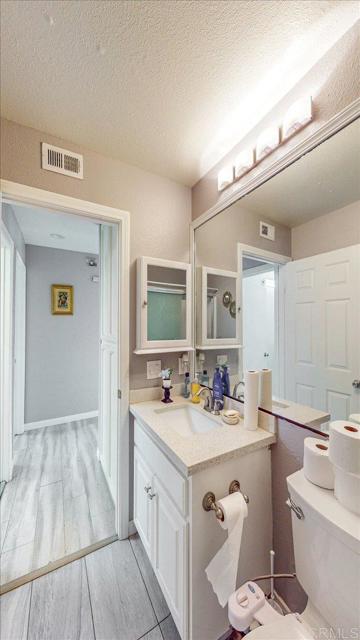 1604 Woodrum PL, El Cajon CA: https://media.crmls.org/mediaz/f15cac18-acf3-4945-bc3e-34887c625d4c.jpg