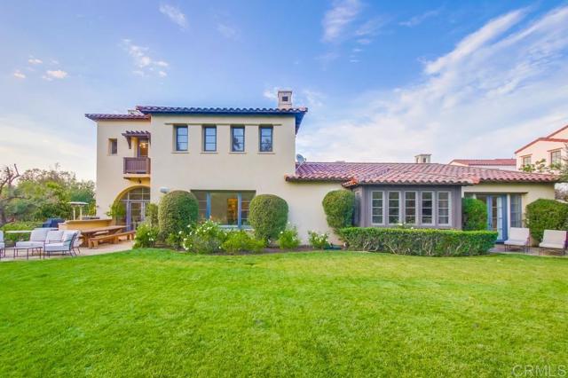 8308 Top O The Morning Way, San Diego CA: https://media.crmls.org/mediaz/f15d86b8-d943-4d4f-b8e2-a859ad4e62a2.jpg