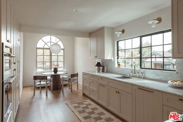 10 Village Circle, Manhattan Beach, California 90266, 3 Bedrooms Bedrooms, ,2 BathroomsBathrooms,Residential,Sold,Village,25585917 10 Village Circle, Manhattan Beach, California 90266, 3 Bedrooms Bedrooms, ,2 BathroomsBathrooms,Residential,Sold,Village,25585917