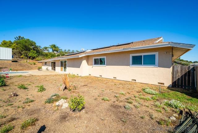 6825 Kellyn Lane, Vista, California 92084, ,Multi-Family,For Sale,Kellyn Lane,240027066SD