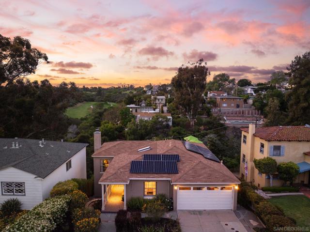 2810 Ivy Street, San Diego CA: https://media.crmls.org/mediaz/f15fd52e-795e-4253-a71c-b71334821652.jpg
