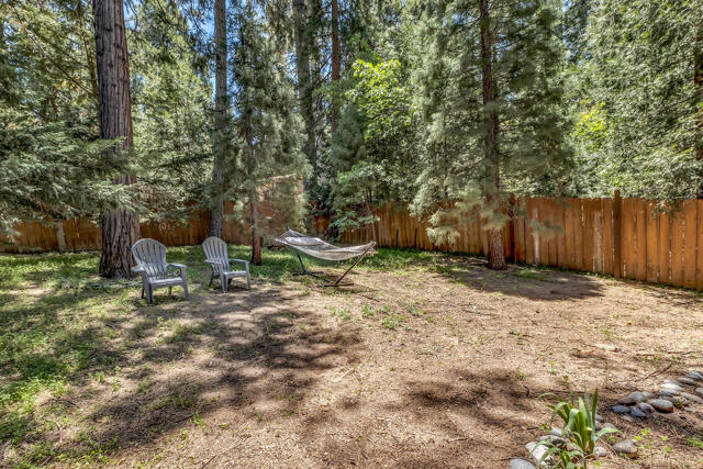 54385 S S. Circle Drive, Idyllwild CA: https://media.crmls.org/mediaz/f160e5eb-2b0e-467c-b593-9d1cbbc9fc87.jpg