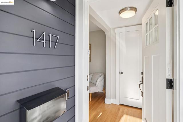 1417 Richmond St, El Cerrito CA: https://media.crmls.org/mediaz/f160f3eb-f5fd-427f-92d1-f418c8f14f5d.jpg