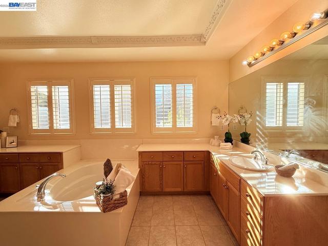 Image 35 of 60 For 3329 Lair Way