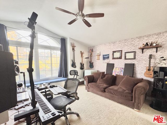 Image 21 of 31 For 775 Dove Tree Lane