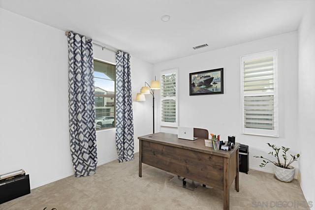 1091 Camino Cantera S, Chula Vista CA: https://media.crmls.org/mediaz/f161d4a8-5b7e-4d11-9c3e-46bd9486e46b.jpg