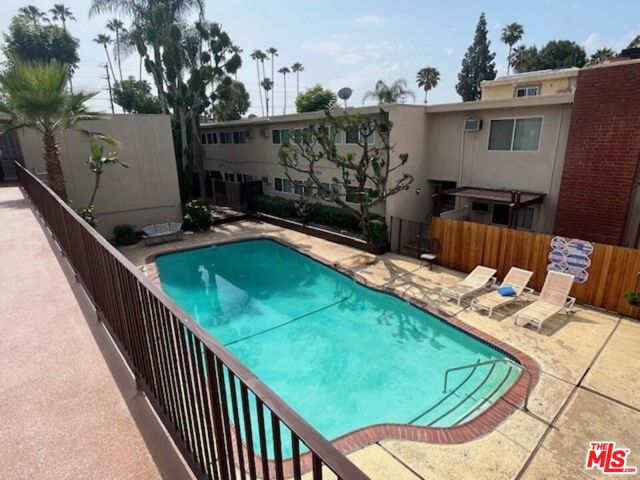 8615 Balboa Boulevard, Northridge CA: https://media.crmls.org/mediaz/f16521a6-d741-4a5f-abbe-aedefa63c6c4.jpg