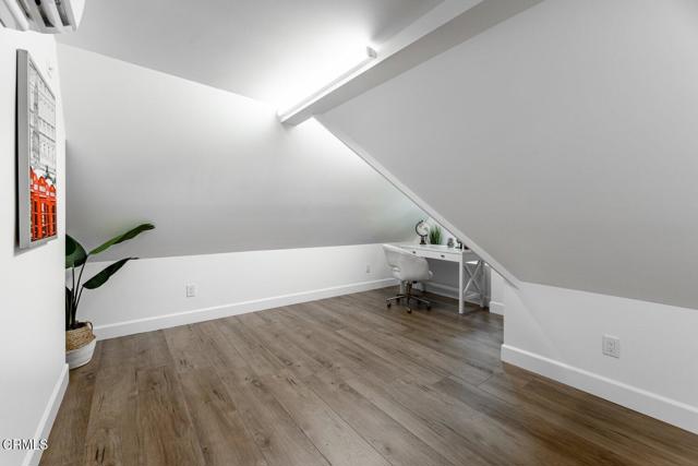 1161 Ruberta Avenue, Glendale CA: https://media.crmls.org/mediaz/f16609cd-7823-4812-9215-1489b06d5202.jpg