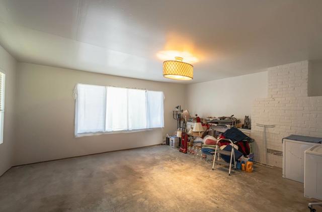 1171 Sylvan Place, Monterey CA: https://media.crmls.org/mediaz/f16721db-26da-41fb-b891-0ccfbff84db2.jpg