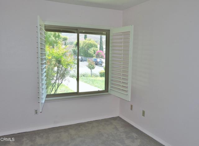 2209 Aspenpark Court, Thousand Oaks CA: https://media.crmls.org/mediaz/f1674c74-0c0e-4b12-a3cd-2346bc2ba893.jpg