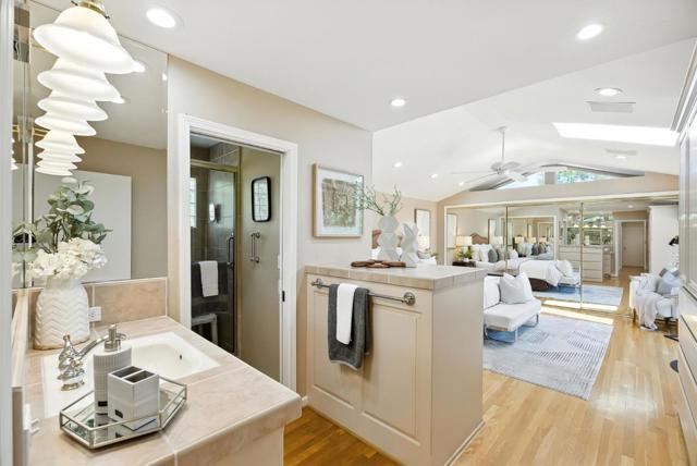 6182 Calle Del Conejo, San Jose CA: https://media.crmls.org/mediaz/f167f417-821a-4b8f-b6ee-1d4ab4772869.jpg