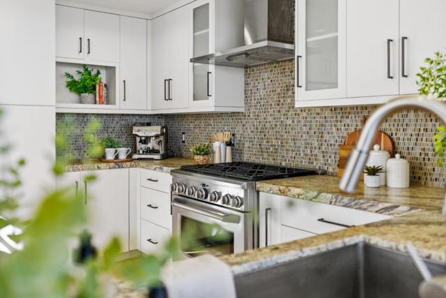 9 Rockview Drive, Santa Cruz CA: https://media.crmls.org/mediaz/f1684d5f-5861-4206-a89d-7ea30ea62bdd.jpg