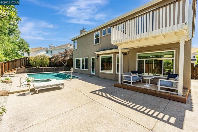 1039 Rolling Woods Way, Concord CA: https://media.crmls.org/mediaz/f168cb95-0b7b-46a5-bb4b-5d0dab2ba5eb.jpg