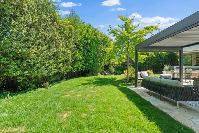 989 Lane Avenue, Mountain View CA: https://media.crmls.org/mediaz/f168dc2a-b38a-4069-baa4-bfa62ac8716e.jpg