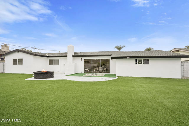 174 Wendy Drive, Thousand Oaks CA: https://media.crmls.org/mediaz/f168f929-c55b-4f29-b3cc-85c88bd408f8.jpg