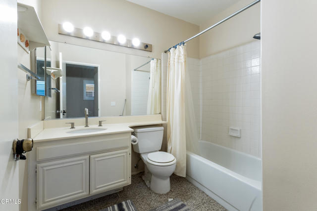 6613 Sargent Lane, Ventura CA: https://media.crmls.org/mediaz/f1695c21-5d6c-4c9a-b393-b24f8cb5c86d.jpg