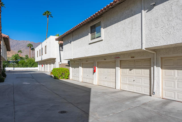 1832 N Mira Loma Way, Palm Springs, CA 92262