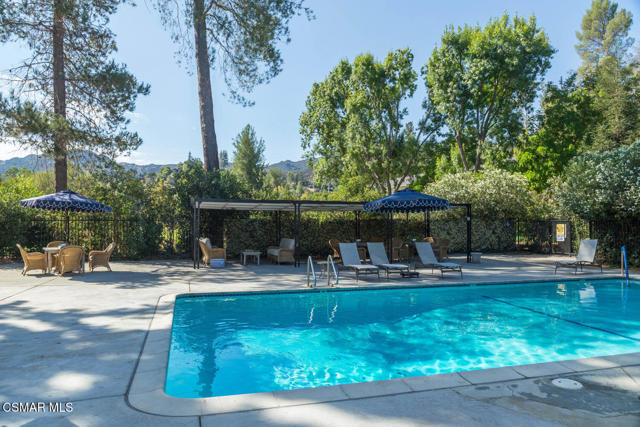 2239 Pinecrest Road, Agoura Hills CA: https://media.crmls.org/mediaz/f169cd39-0819-479e-a479-a580a888bebf.jpg