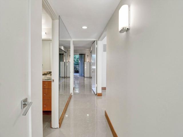 197 W Via Lola #6, Palm Springs, CA 92262