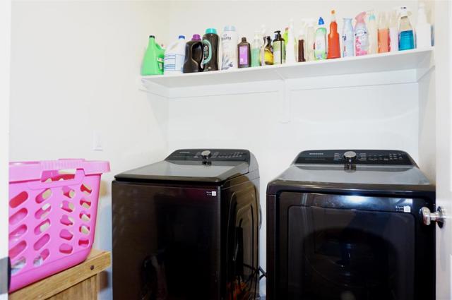 405 Greene Way, Los Banos CA: https://media.crmls.org/mediaz/f16bae71-999c-4f58-b4c3-4ebd66f4d606.jpg