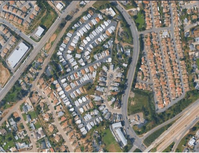 13217 Aurora Drive, El Cajon CA: https://media.crmls.org/mediaz/f16bd636-8c7b-4b90-8ef3-a86df3a9d194.jpg