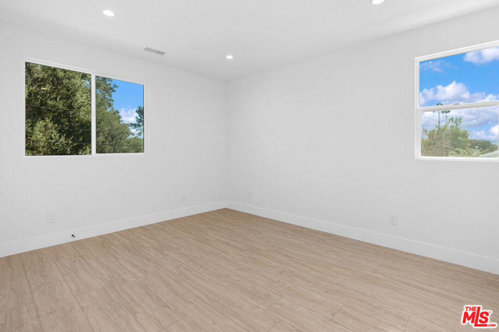 MLS #26842221 image #8