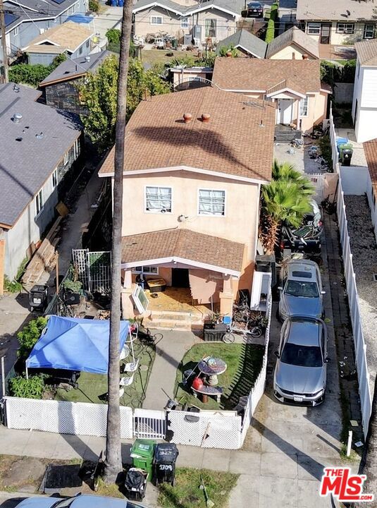 Multifamily at 3976 3rd Avenue