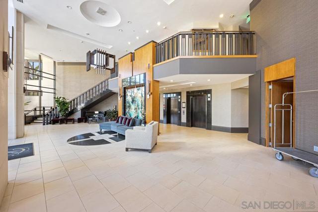 700 W Harbor, San Diego CA: https://media.crmls.org/mediaz/f16d70ea-6fa3-4682-9046-c65257436d5f.jpg