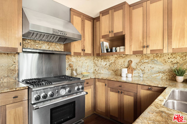1959 Whitley Avenue, Los Angeles CA: https://media.crmls.org/mediaz/f16db154-a90c-4ac5-a845-629a2b5ef970.jpg