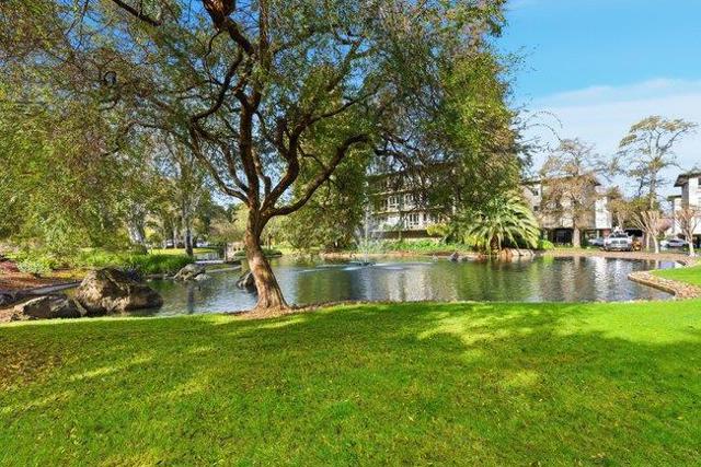 934 Peninsula Avenue, San Mateo CA: https://media.crmls.org/mediaz/f16e56d5-c1d2-4bf3-8953-b545e0e50b76.jpg