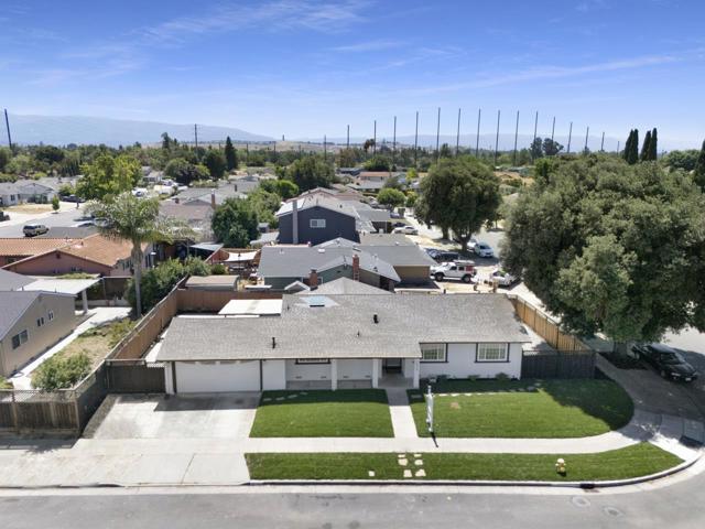 1075 Summerfield Drive, San Jose CA: https://media.crmls.org/mediaz/f16f3f8d-9fc3-4264-b0b9-ecf609a88c75.jpg