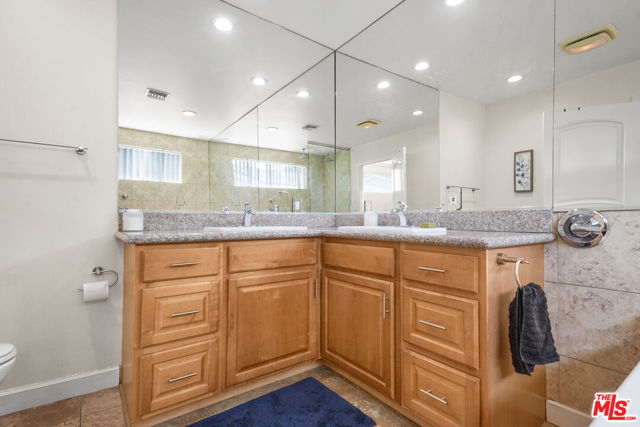7017 Vicky Avenue, West Hills CA: https://media.crmls.org/mediaz/f16f835a-8ff7-49e4-a970-7a443b46ef04.jpg