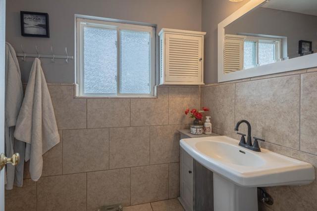 335 Palma Drive, Salinas CA: https://media.crmls.org/mediaz/f17042f2-fef7-4d64-a61a-faf577a04a6e.jpg