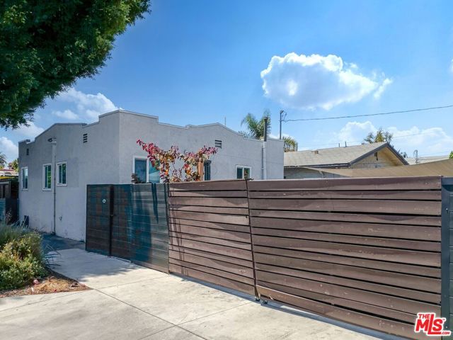 1501 60th Place, Los Angeles, California 90047, 5 Bedrooms Bedrooms, ,3 BathroomsBathrooms,Single Family Residence,For Sale,60th,24410183