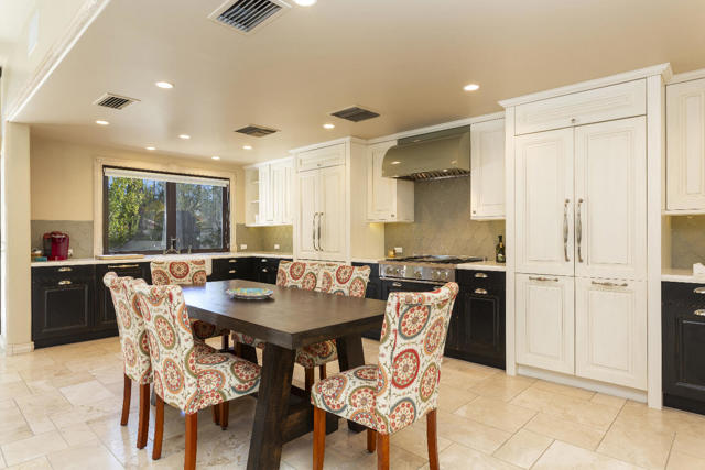 1755 S Mesa Drive, Palm Springs, CA 92264
