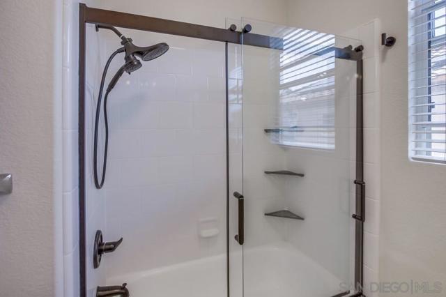 11523 Sun Ray Ct, San Diego CA: https://media.crmls.org/mediaz/f1717038-1641-4e57-a4fd-1bd033427af1.jpg