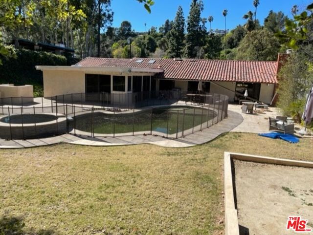 4000 Ballina Drive photo 4
