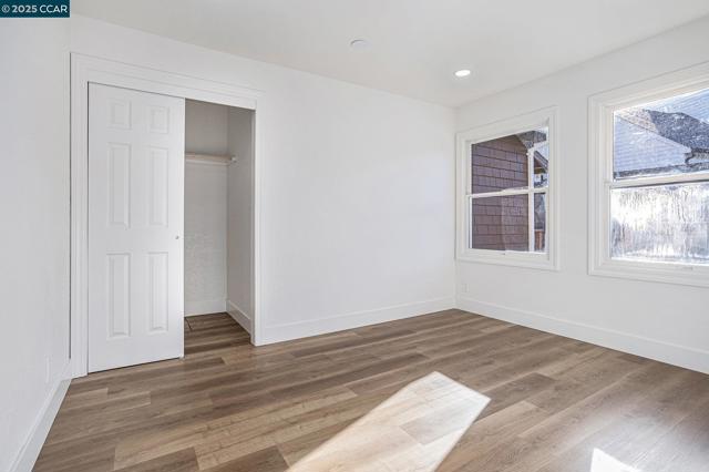 2139 WHYTE PARK AVE, Walnut Creek CA: https://media.crmls.org/mediaz/f173363c-881d-4c11-ad6f-319d2206c013.jpg