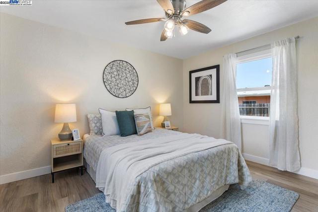 1629 Thrush Ave, San Leandro CA: https://media.crmls.org/mediaz/f173ef11-8e5f-4075-88ed-3a5eb4269e11.jpg