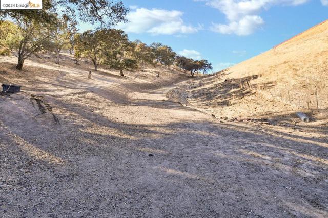 Image 47 of 51 For 16800 Marsh Creek Rd