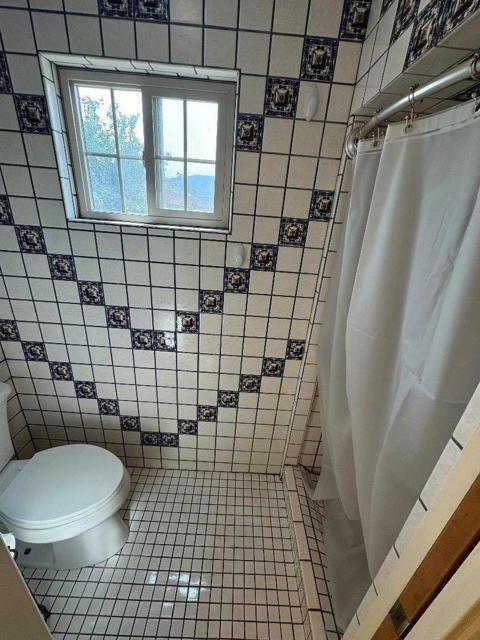 36176 Mile End Road, Soledad CA: https://media.crmls.org/mediaz/f1757783-c321-4f8b-9c37-36b3b554780a.jpg