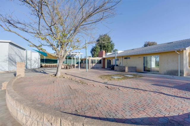 Detail Gallery Image 42 of 54 For 2209 Boundary Ave, Ramona,  CA 92065 - 4 Beds | 2/1 Baths