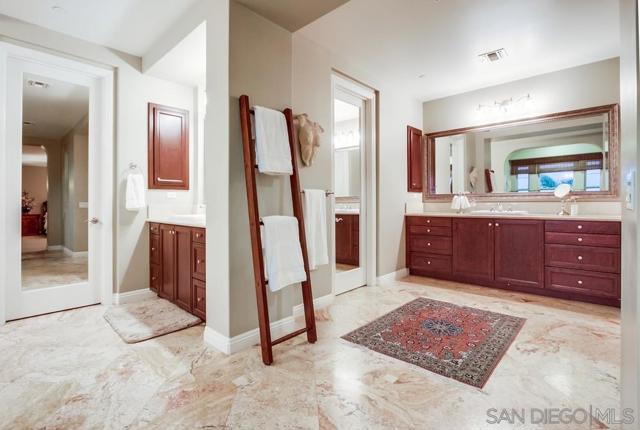 Image 51 of 73 For 14844 Whispering Ridge Rd